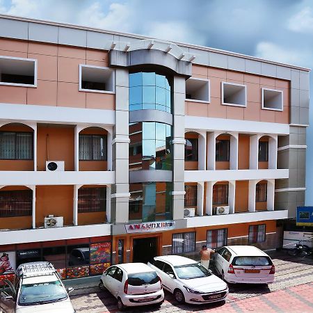 Anandkrishna Residency Ξενοδοχείο Guruvāyūr Εξωτερικό φωτογραφία