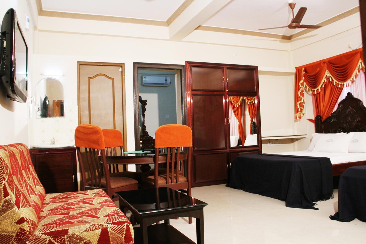 Anandkrishna Residency Ξενοδοχείο Guruvāyūr Εξωτερικό φωτογραφία